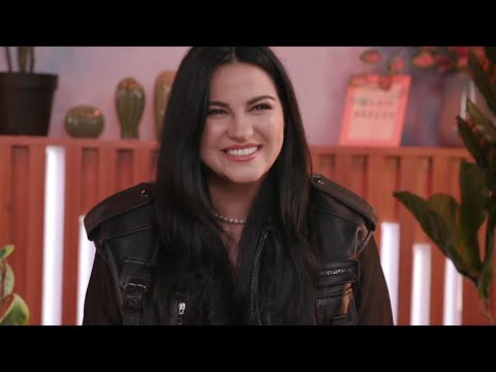Maite Perroni via Facebook Live 20 Anos de Carreira