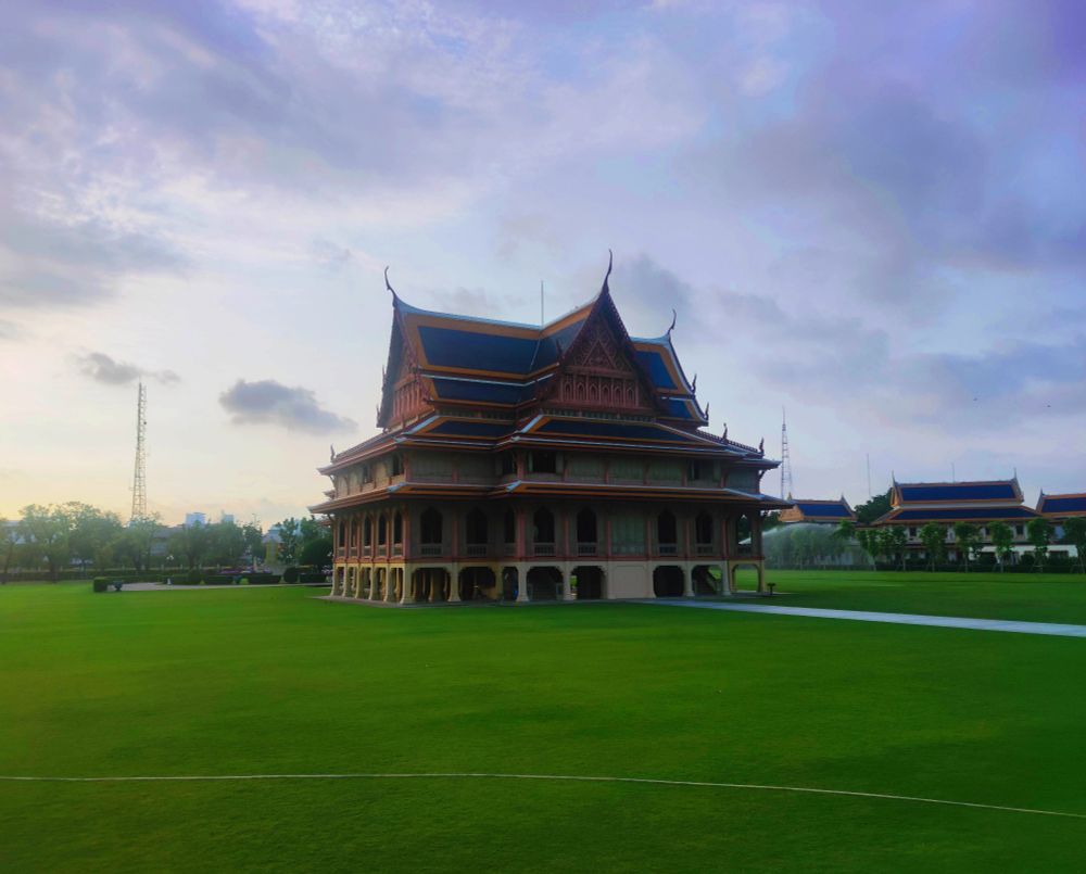 Early morning picture of the auditorium at Vajiravudh College in Bangkok.