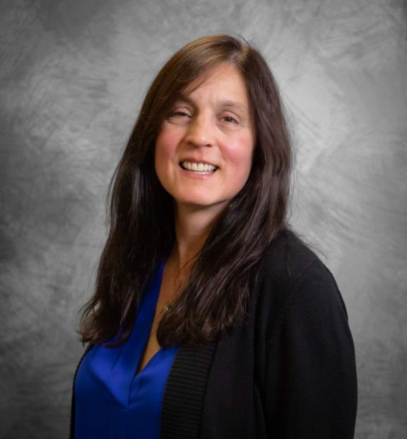A portrait photo of Anne Eberle