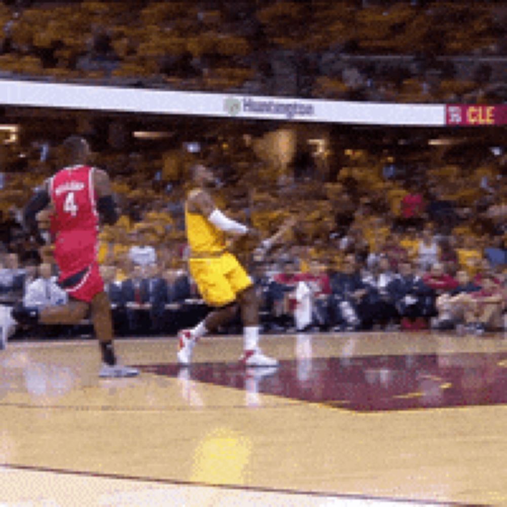 a basketball game is being played in a stadium that says cle on it