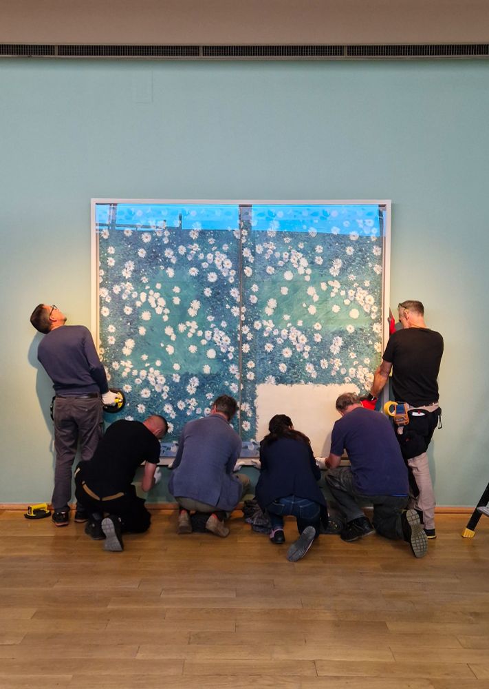 Gustave Caillebotte
"Parterre de marguerites", vers 1893
Giverny, musée des impressionnismes, acquis grâce à la générosité de la Caisse des Dépôts, de la Caisse d’Épargne Normandie, de SNCF Réseau, des Amis du musée des impressionnismes Giverny et d'une souscription publique en 2016