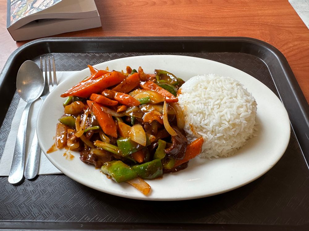 Beef in peanut sauce