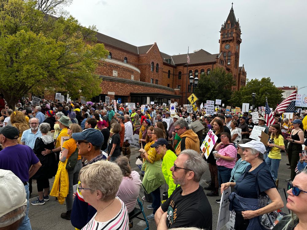 No Kings rally, Urbana, IL (18 Oct 2025)