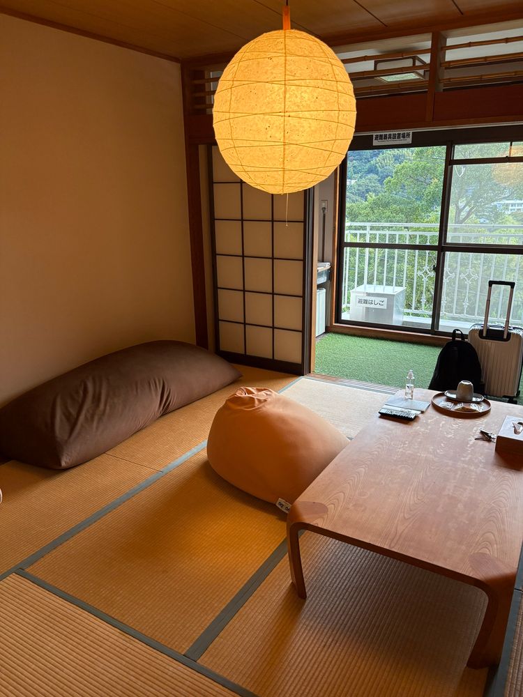 宿の部屋。和室に滞在するのは久しぶり