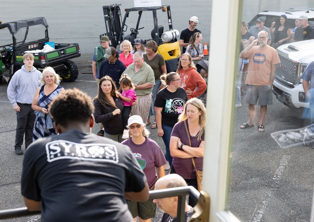 Lynden restaurant raises thousands for Lummi officer shot in line of duty | Cascadia Daily News