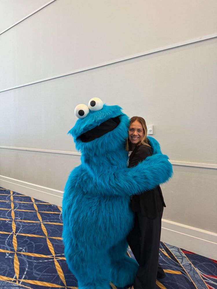Yecenia hugging Cookie Monster!