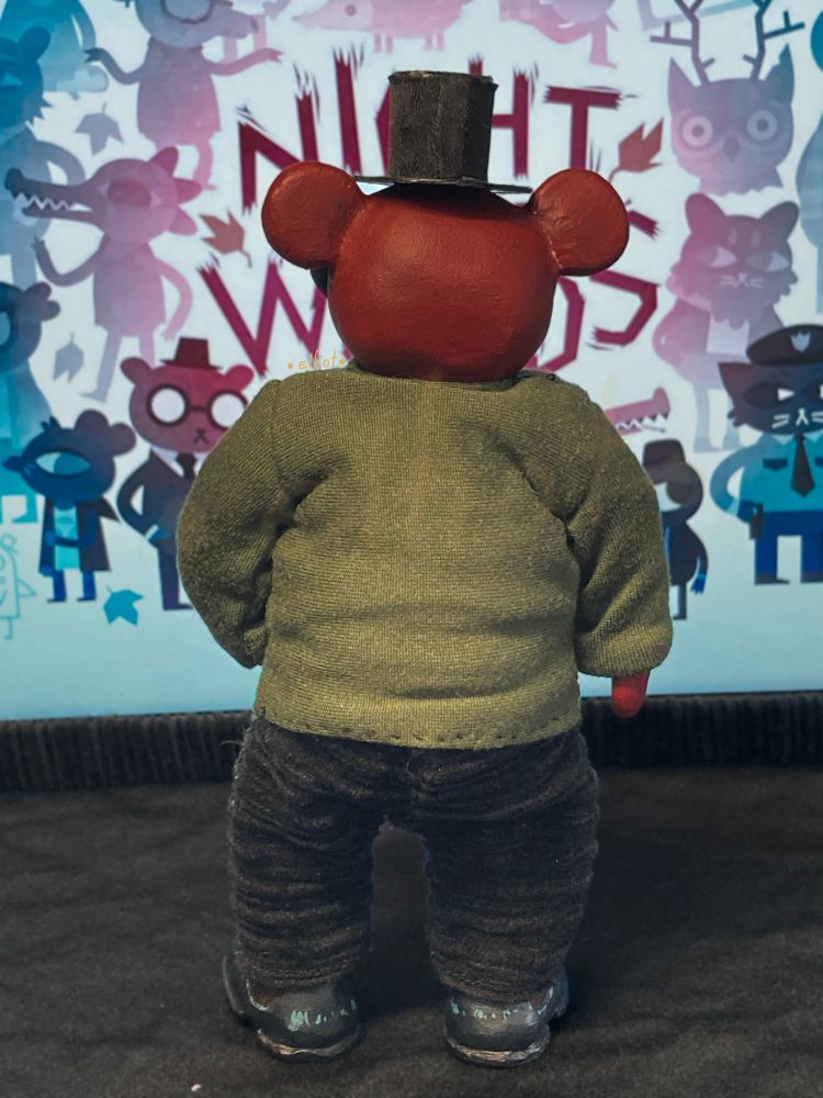 Same character, showing his back. He’s a bit lopsided