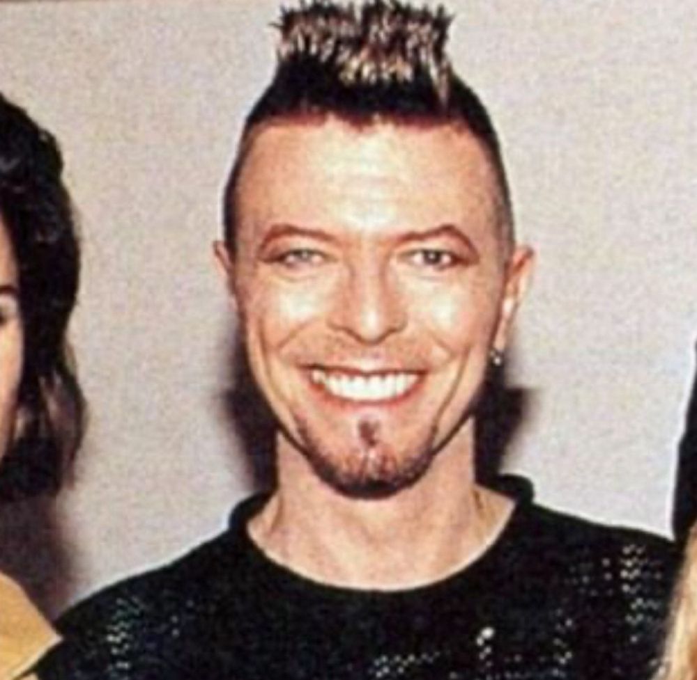 David Bowie looking like onion boy 
