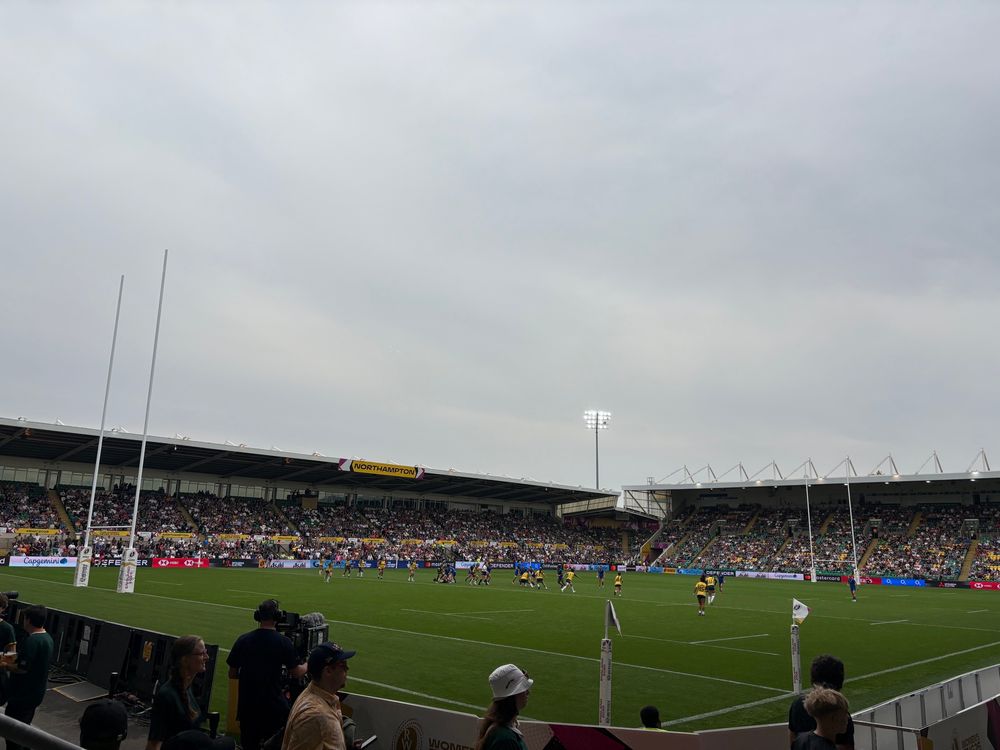 Italy versus Brazil during play
