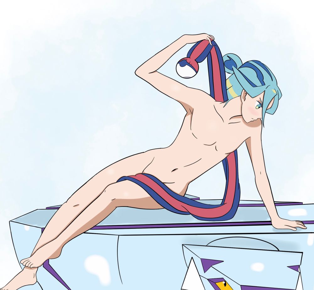 Super naked: no clothes or scarf to cover up 🙂‍↕️