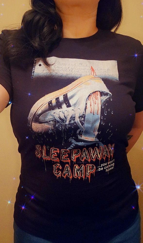 One of my favorite movie shirts! I loved this vhs cover since I was a kid. So perfect 👌 