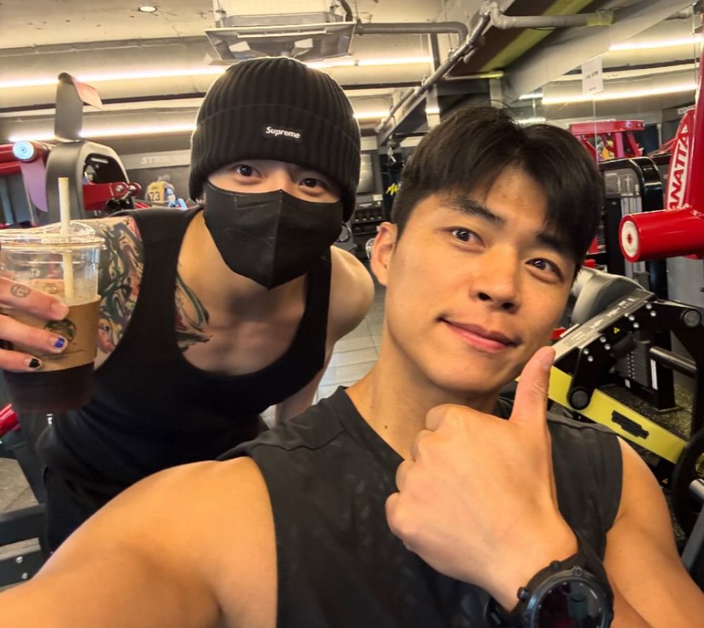 Jungkook. Buff coffee nails painted chest tattoo gym selfie I'm FINE anyways it's from natural_masunho on Instagram I'm gonna go pass out now.