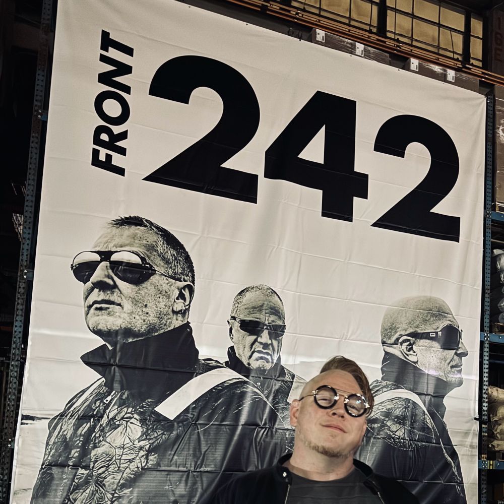 I’m standing in front of a giant #front242 poster