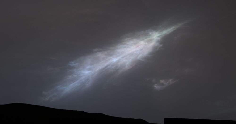 A high, feathery, slightly iridescent cloud (JPL / NASA)