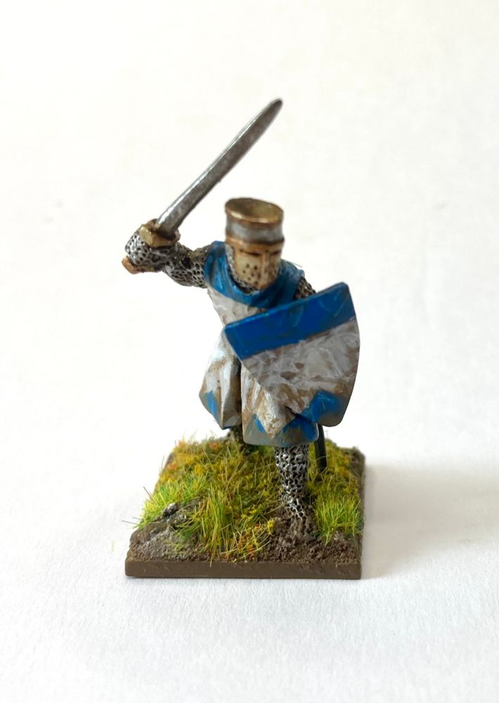 Painted 28mm Knight from Crusader Miniatures in blue and white design