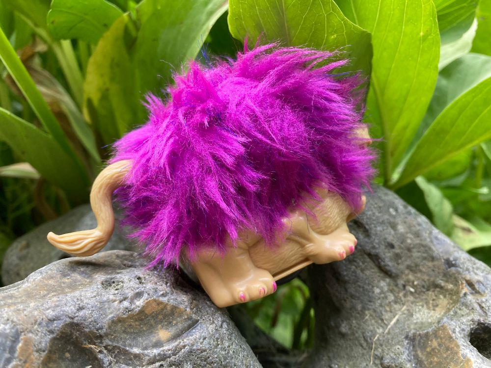 I like the tail though it’s a Shane they didn’t pair the poofy bit purple 