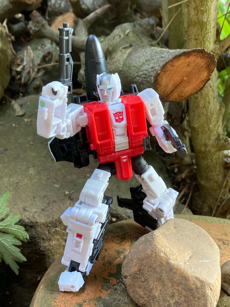 Transformers Age of the Primes Air Raid - a very faithful representation of his animation model 