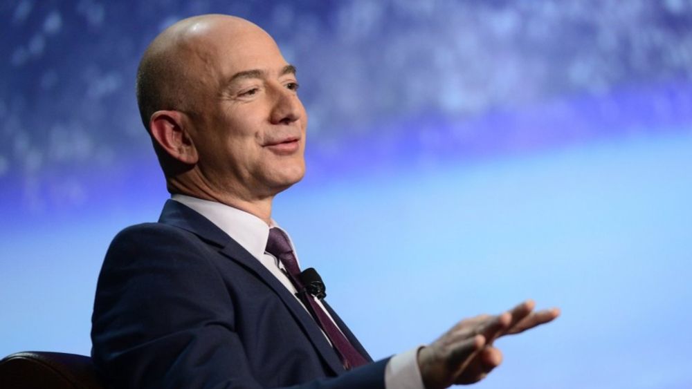 Jeff Bezos Knows How to Run a Meeting. Here's How He Does It