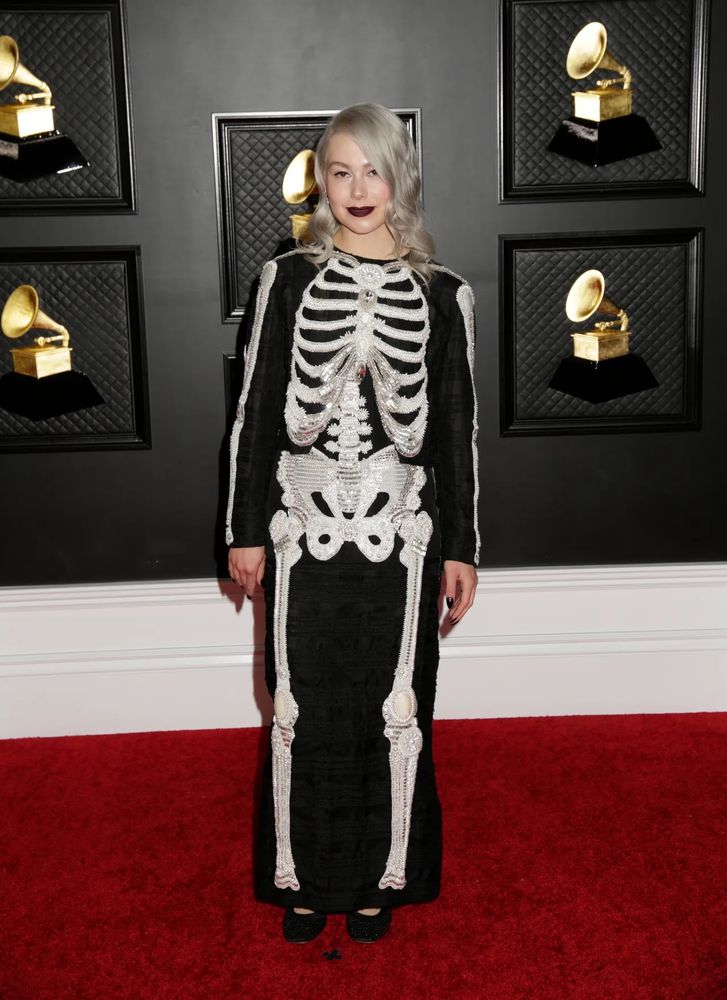 Phoebe Bridgers wearing Thom Browne skeleton gown at 2018 Grammys