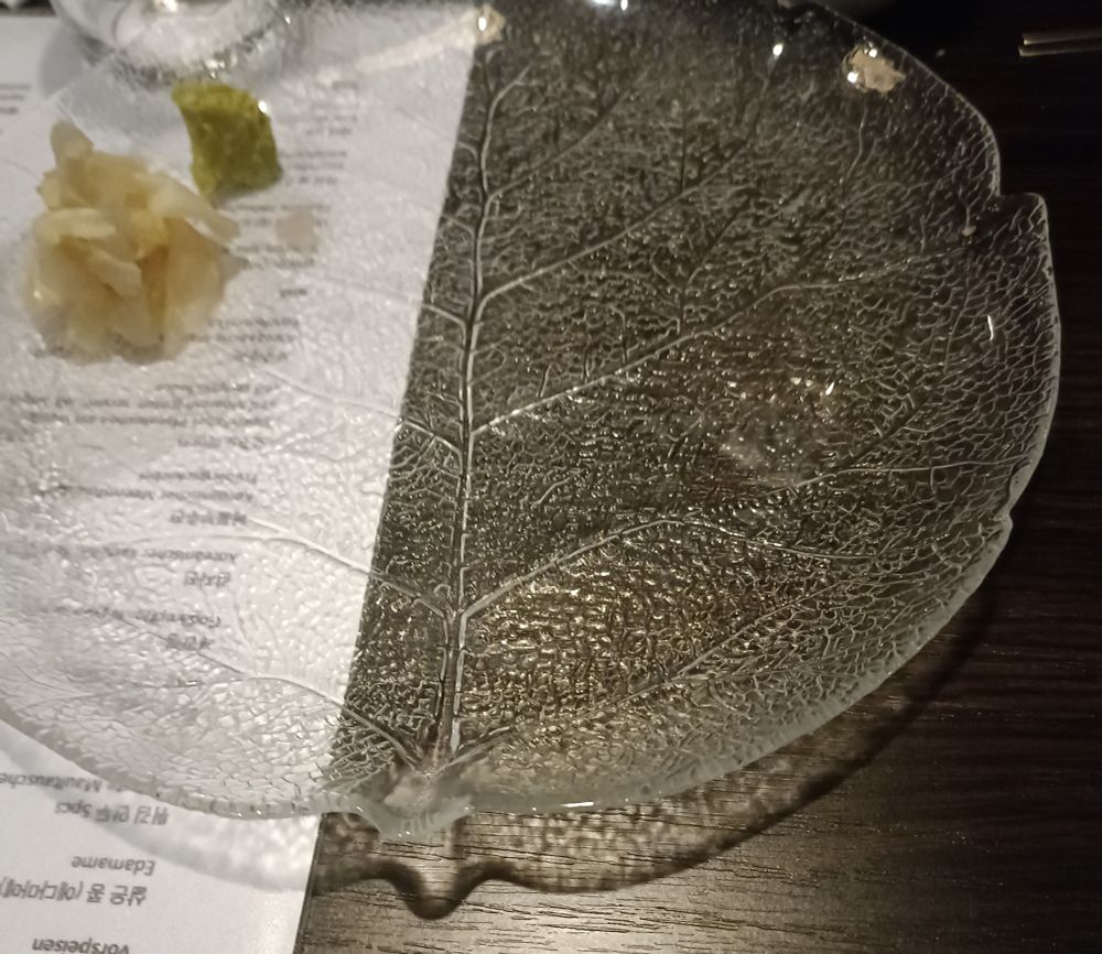 Eine typische Glas-Blätter-Schüssel. 