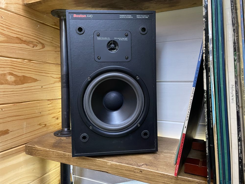 Boston Acoustic A40 speakers