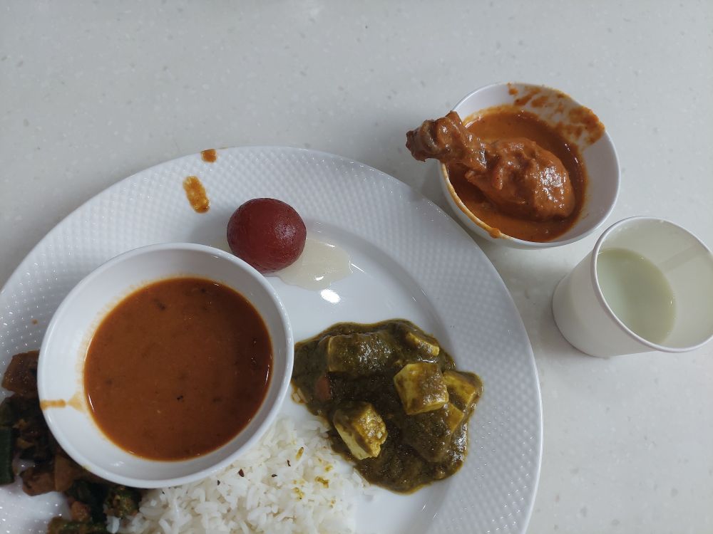 Food at the college mess, especially for our alumni meet up - dal makhani, bhindi, palak paneer, butter chicken, chaach, rice and gulab jamun