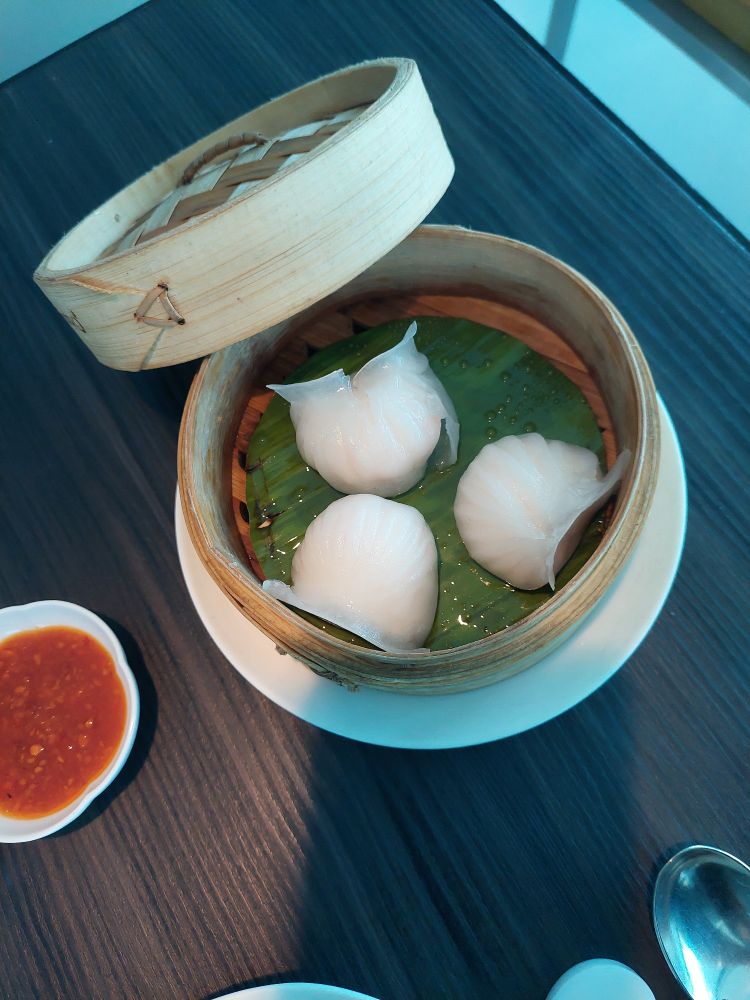 Har gow at a very fancy restaurant (mains were so expensive I got two appetizers instead - highly recommend)