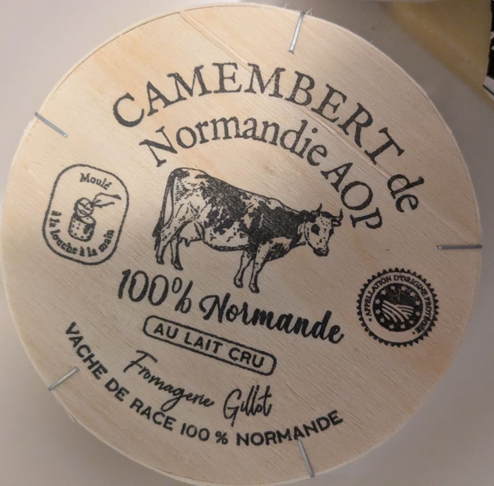 Käseschachtel Camembert de Normandie au lait cru.
