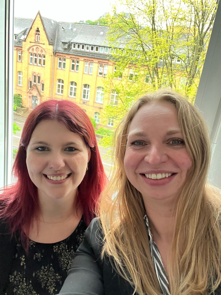 Picture of Vanessa and Katja.