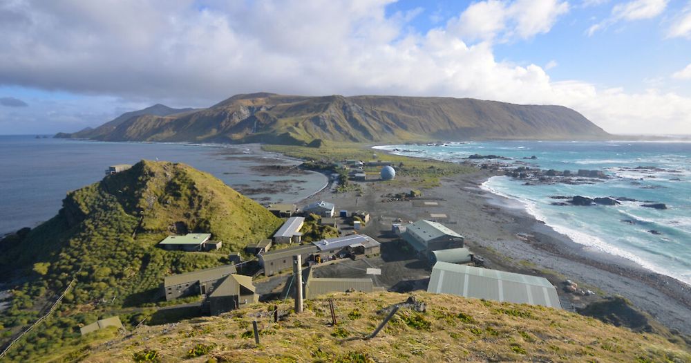 Nuclear scientists inspect new building for test ban monitoring site at Macquarie Island – Australian Antarctic Program (News 2024)