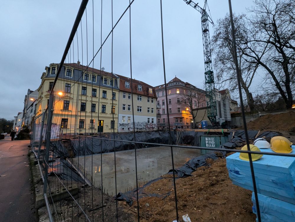 Bild einer Baustelle in Connewitz.