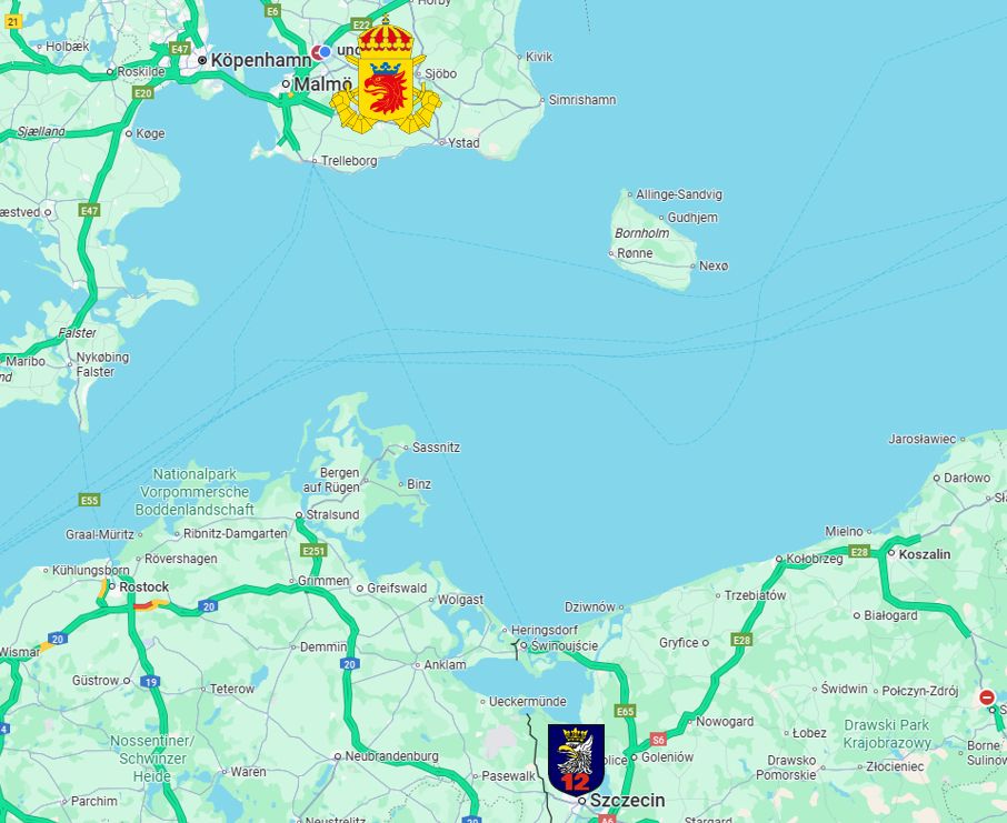 A map of the south Baltic area showing the south coast of Sweden, the Danish islands of Zeeland, Fyn and Bornholm, the Baltic coasts of Germany and Poland. The cities of Lund in south Sweden and Szczecin in northwestern Poland are marked by the coat-of-arms of the 7th Southern Scanian Regiment and the 12th Mechanised Division. It is approximatly 260 kilometers between the cities with a direct airborne route.
