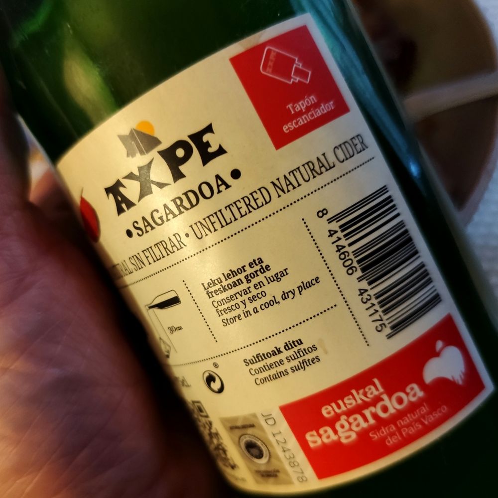 Bottle label - rear right.