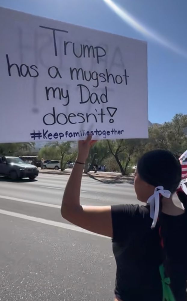 Trump
has a mugshot my Dad doesn't?
#Keepfamiliestogether