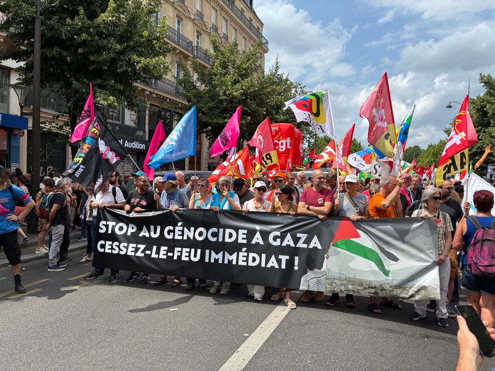 📣 À #Gaza le génocide se déroule sous nos yeux
Exigeons des sanctions contre Israël pour que.
cela cesse.
Exigeons des actes, immédiatement !
#GazaGenocide #FreePalestine 🇵🇸 