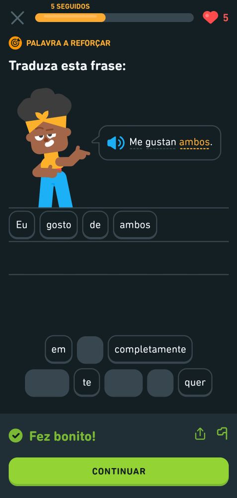 Lição do duolingo com a frase "Me gustan ambos"