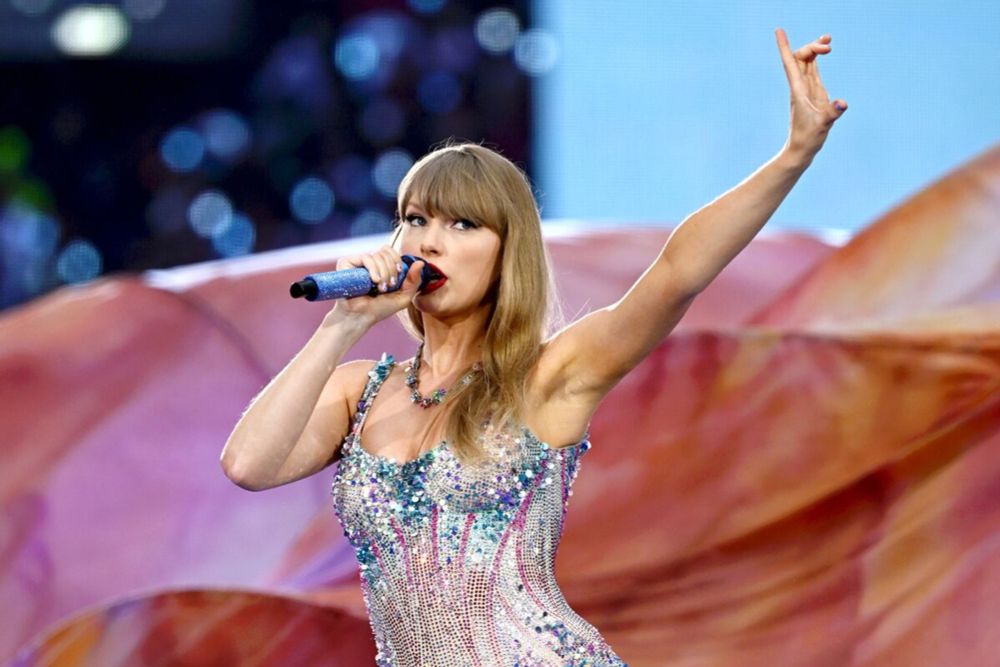 Taylor Swift Brings 283 Million Fans to Razor-Thin 2024 Election