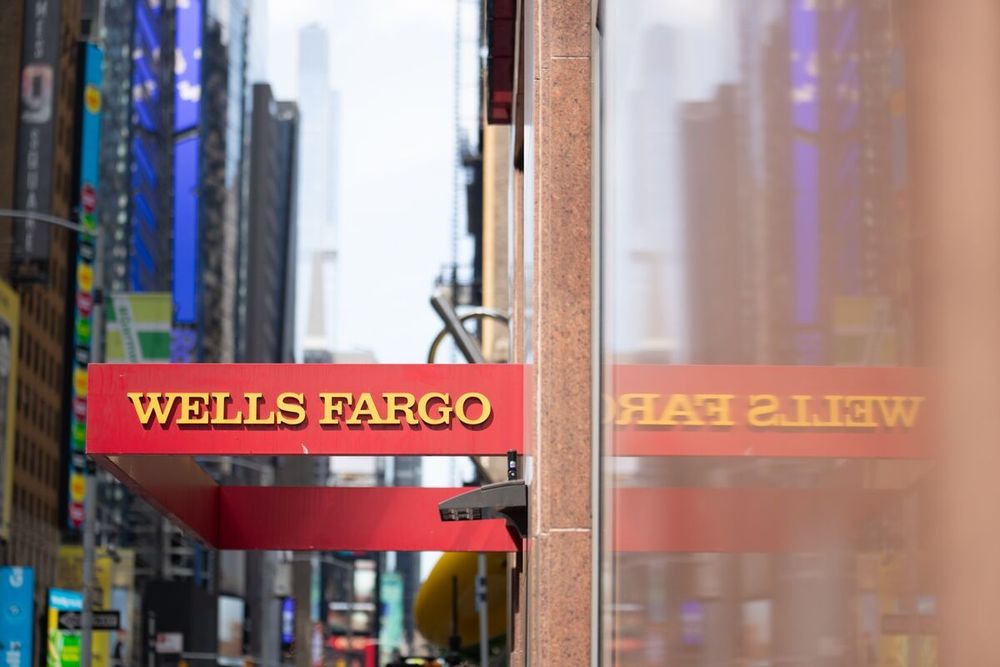 Wells Fargo Suspends China Travel After Banker Was Blocked From Leaving
