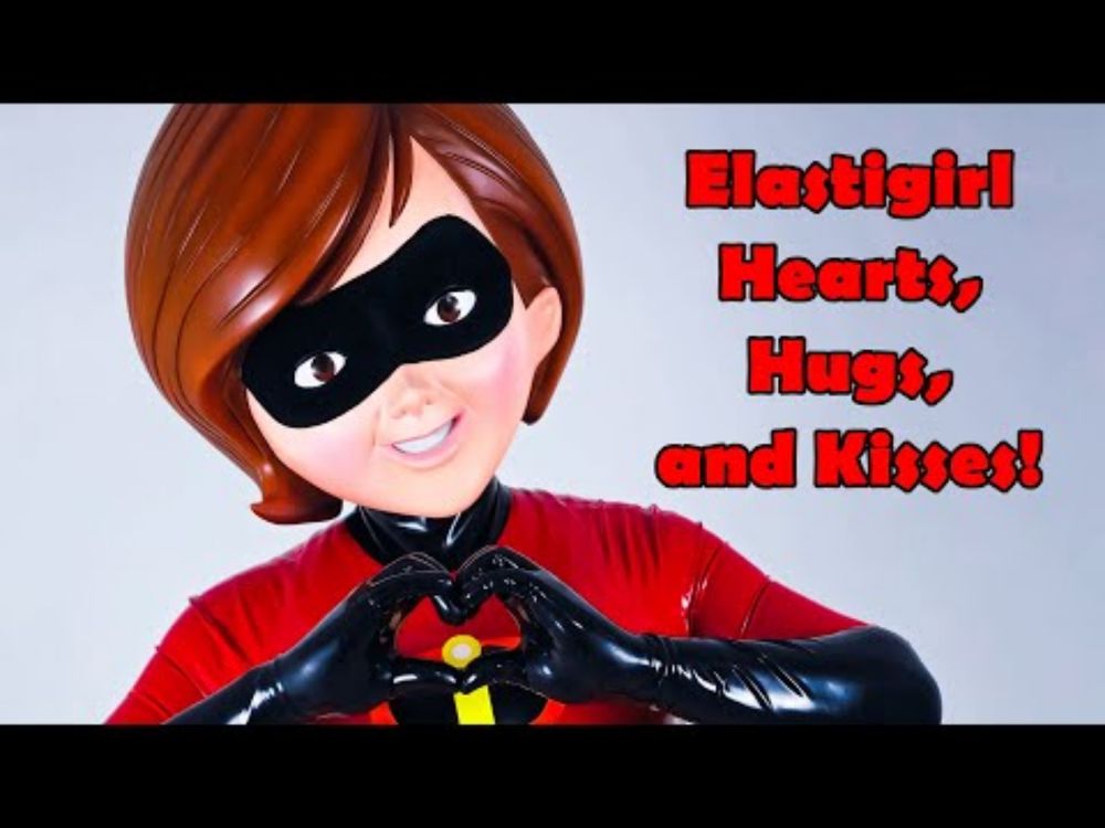 Latex Elastigirl Mrs. Incredible Hearts, Hugs, and Kisses! #costume #cute #cosplay #cosplaygirl