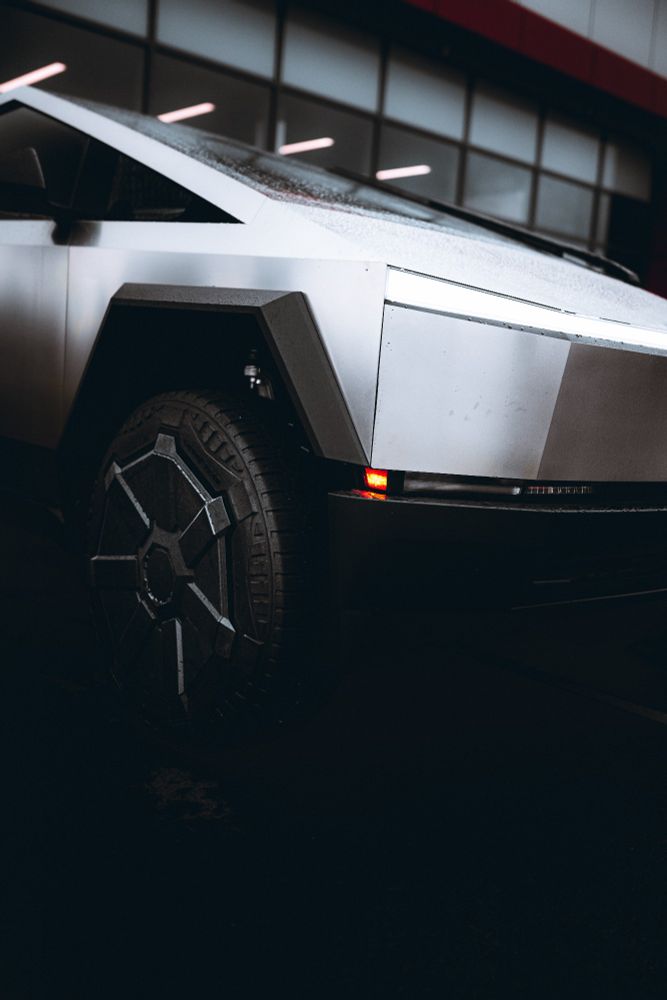 Cybertruck
