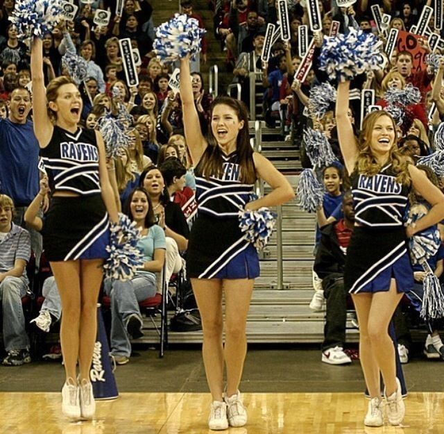 One Tree Hill cheerleaders 