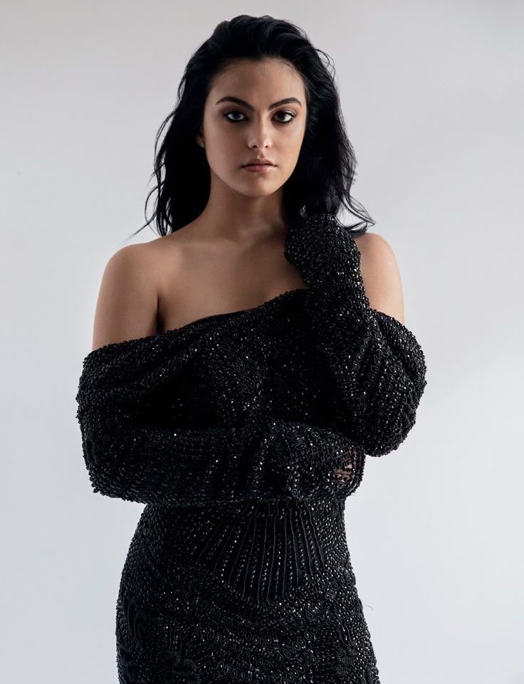 Camila Mendes 
