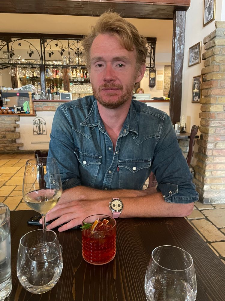 A beautiful man, skippingjack