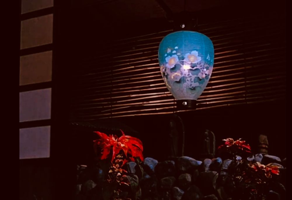 “floating weeds” is a Japanese term for itinerant (touring) actors..