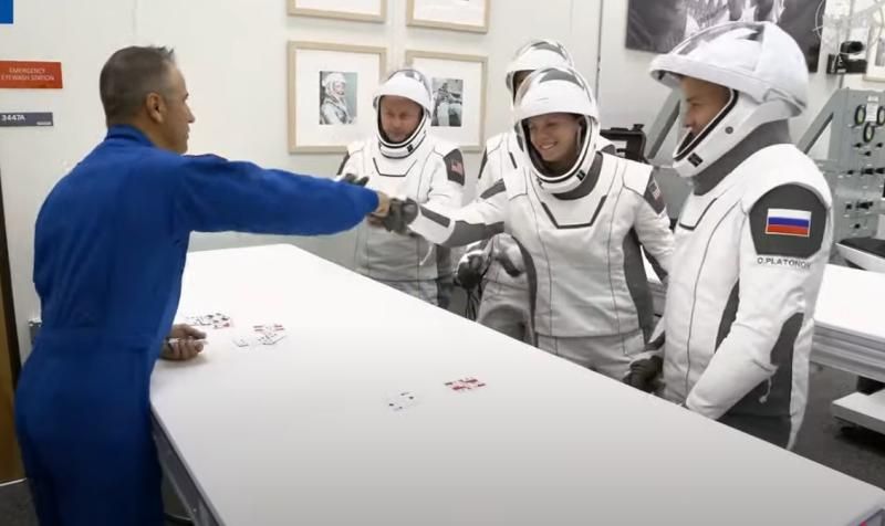 NASA’s SpaceX Crew-11 Suited, Ready for Their Ride to Launch Pad 39A