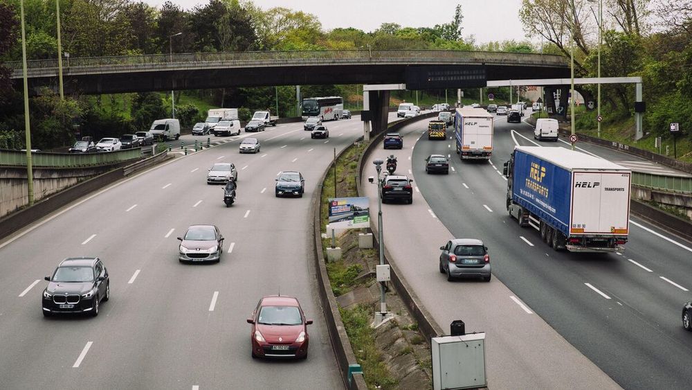 Paris : Anne Hidalgo et le ministre des Transports actent leur désaccord… et valident le passage du périph à 50 km/h