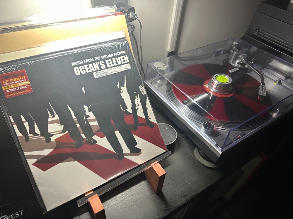 Ocean's Eleven sountrack on cornetto vinyl.