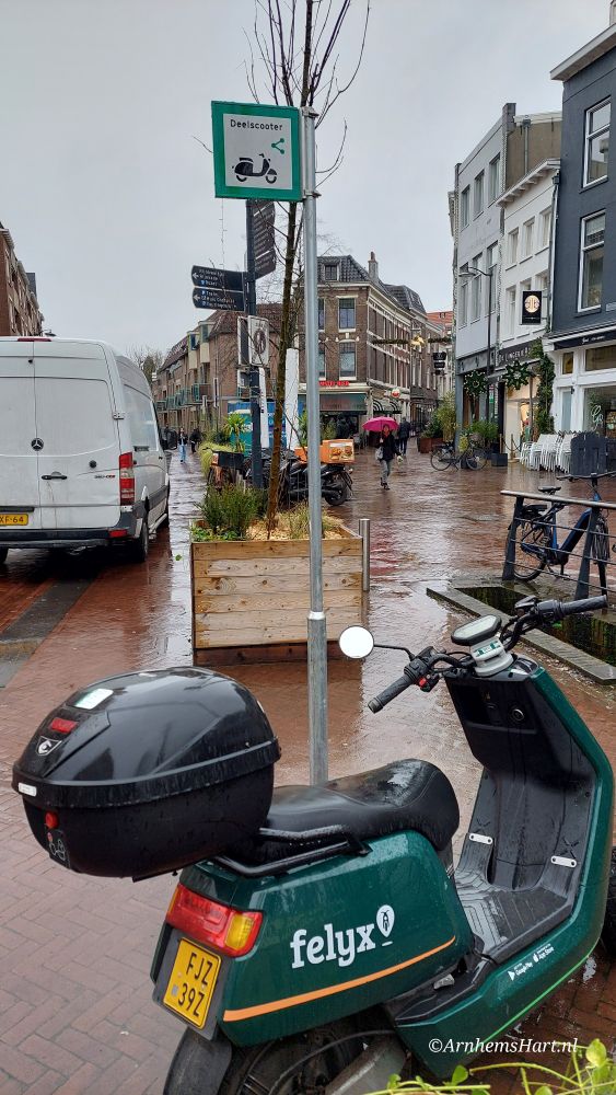 Inmiddels heeft de gemeente deel-hubs op diverse plekken gemaakt. 