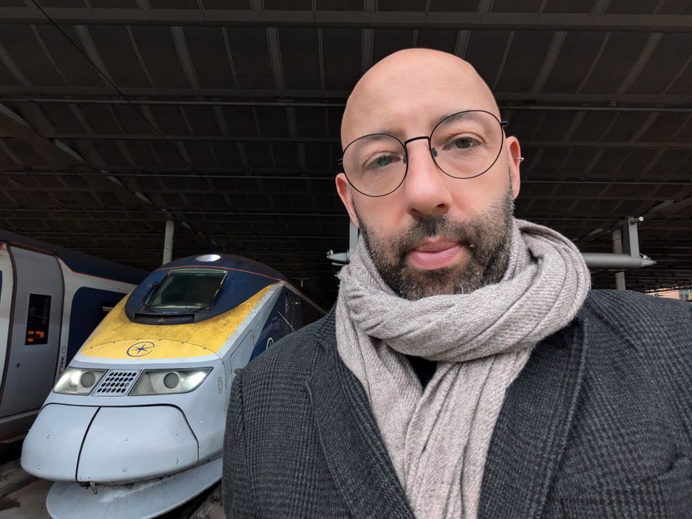 Me in front of the Eurostar 