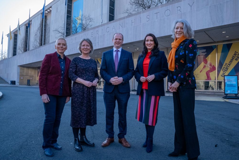 Professor Margaret Topping, Professor Olwen Purdue, Gordon Lyons, Emma Little Pengelly and Anthea M. Hartig.